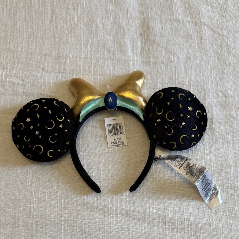 NWT Aladdin Themed Ears Headband
